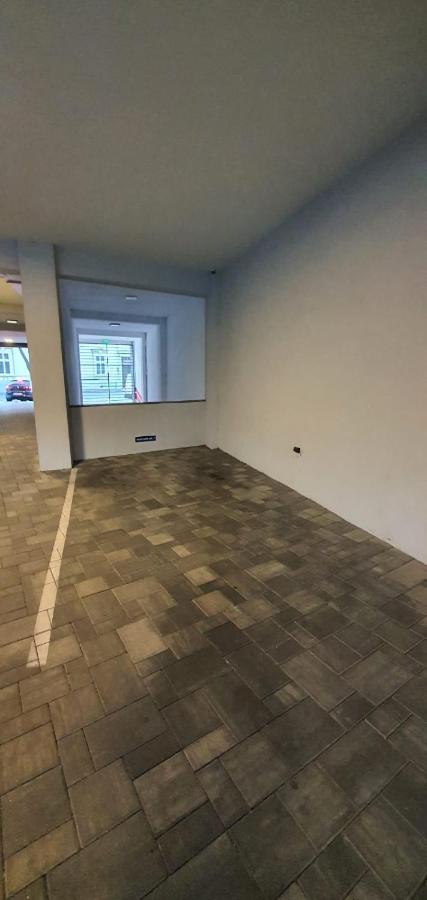 Charlotte Piata Unirii - Free Private Parking 2Bedrooms Apartment Oradea Eksteriør billede